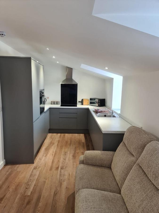2 Bedroom Central Apartment Лік Екстер'єр фото